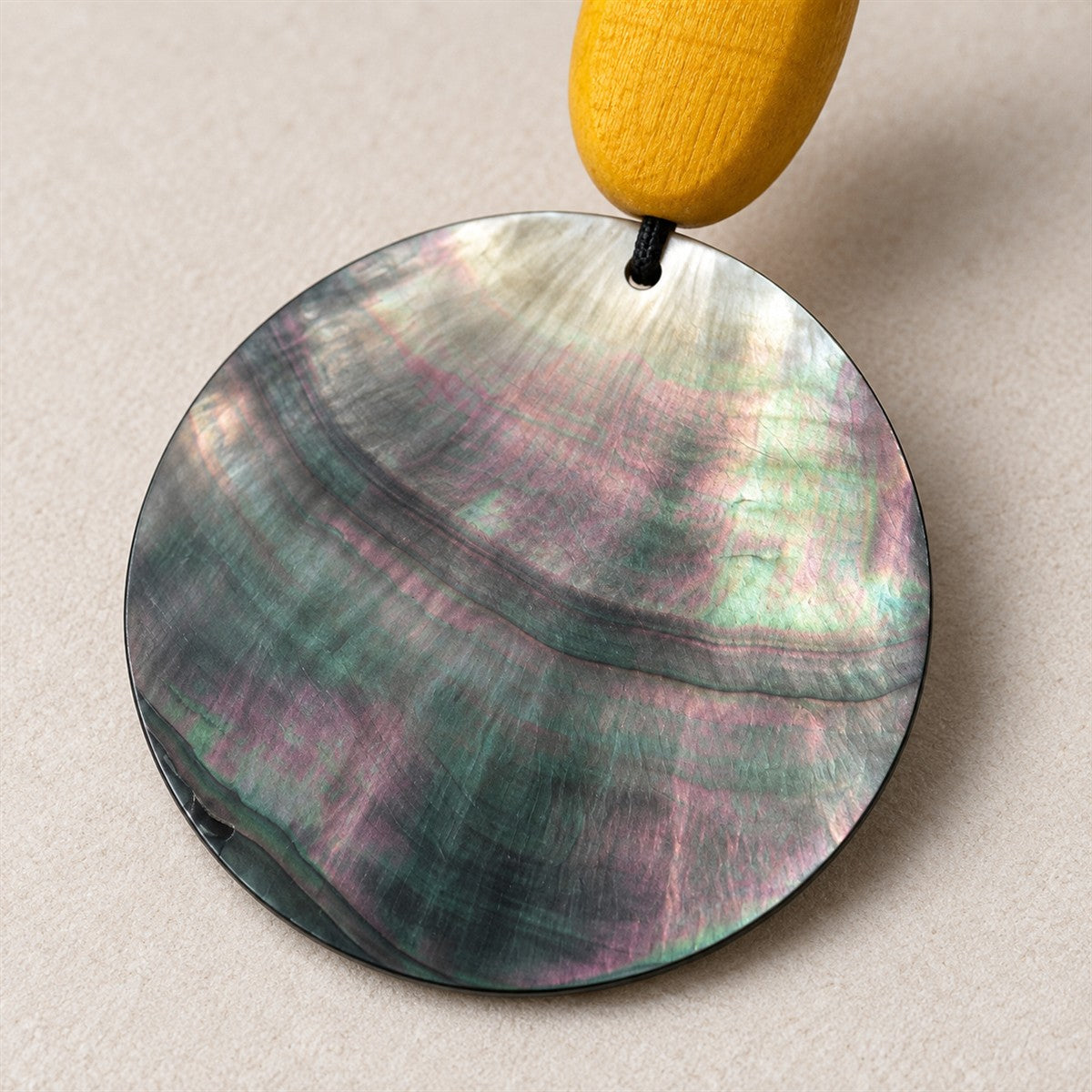 Noir Shell Drop Earrings